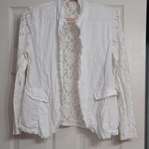 Elegant White Lace Women's Jacket